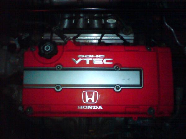 gotta love the red!!! (if only it was a b16b lol)