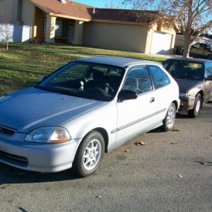 OLD WHITE RIMS THERE GOLD NOW