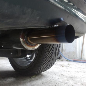 Group R exhaust pipe