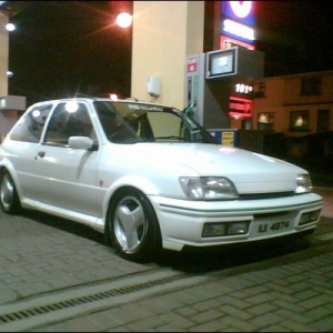 my fiesta rs turbo (2)