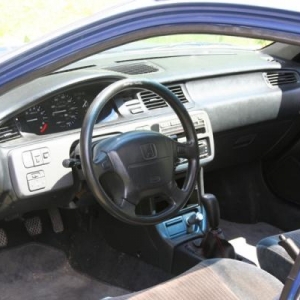 EDM double din center console, front and rear foglights, RHD sunroof switch, UKDM EG6 gauge cluster with working low fuel