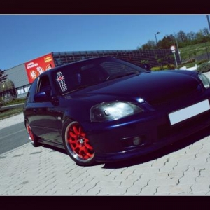 with red Advan RS-D